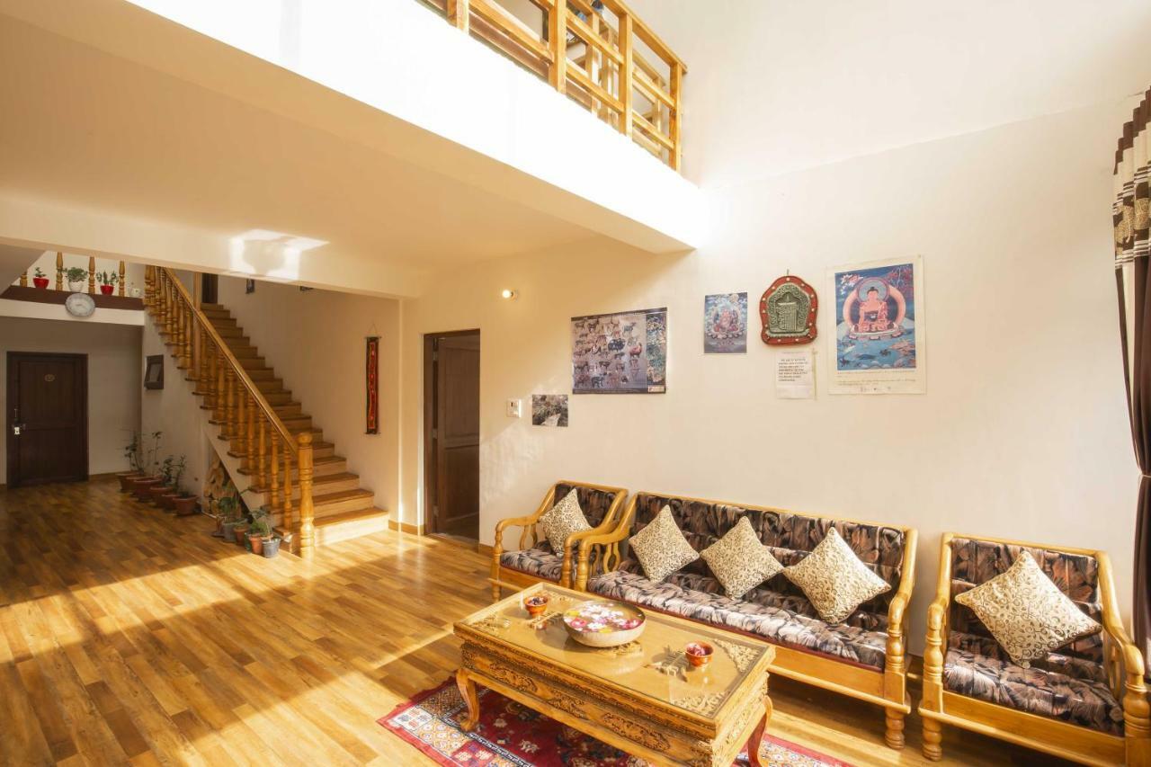 Zostel Homes Tabo Экстерьер фото